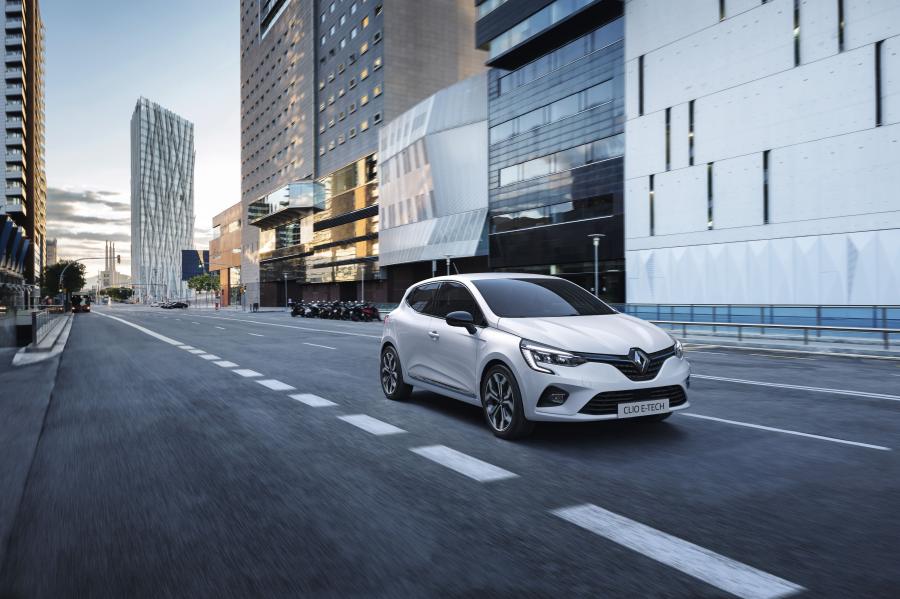  Renault Clio E-TECH 2020 года  (WW) (фото 1 из 33)